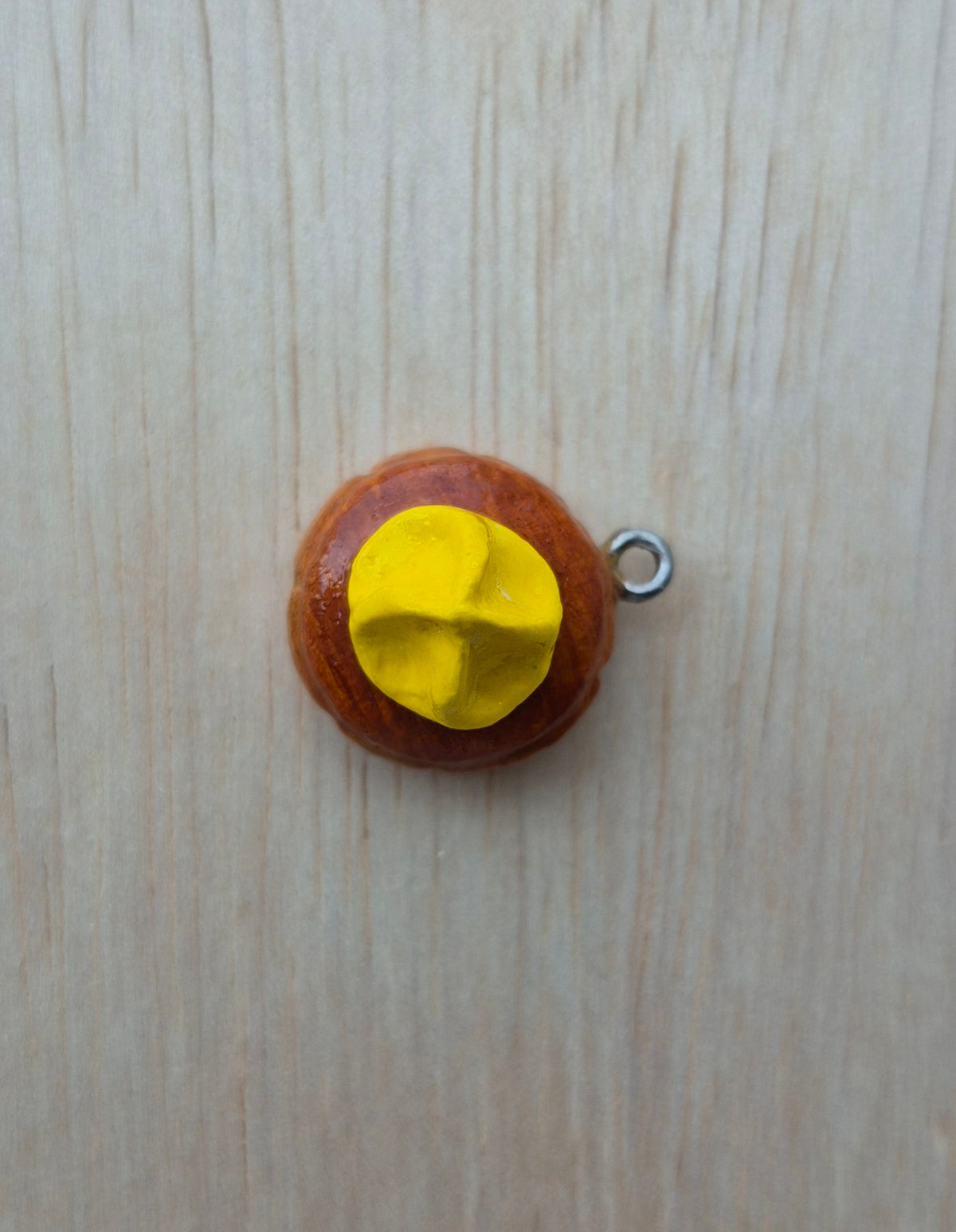 Iced gem keychain (darker shade)