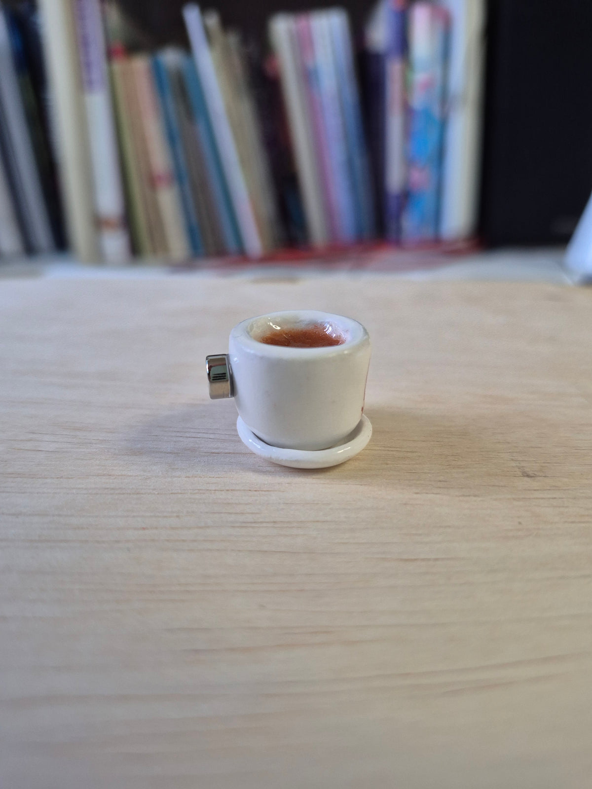 Coffee cup magnet (Pre-order)