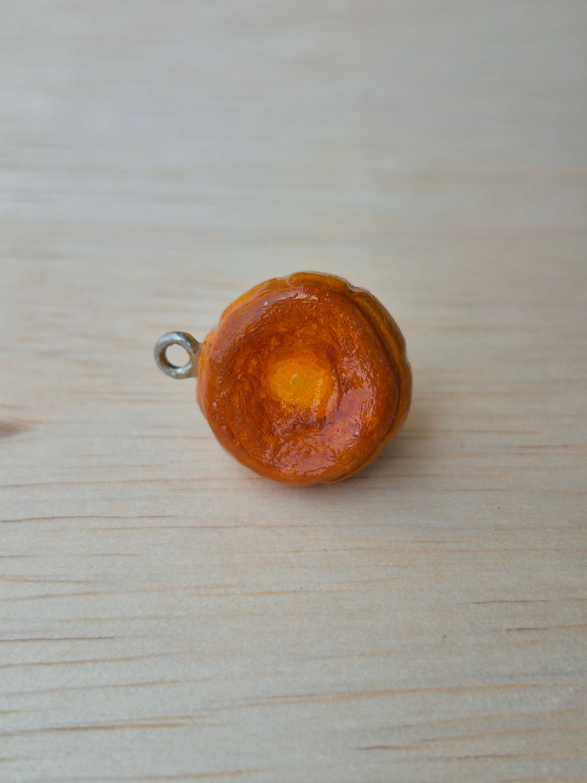 Iced gem keychain (darker shade)