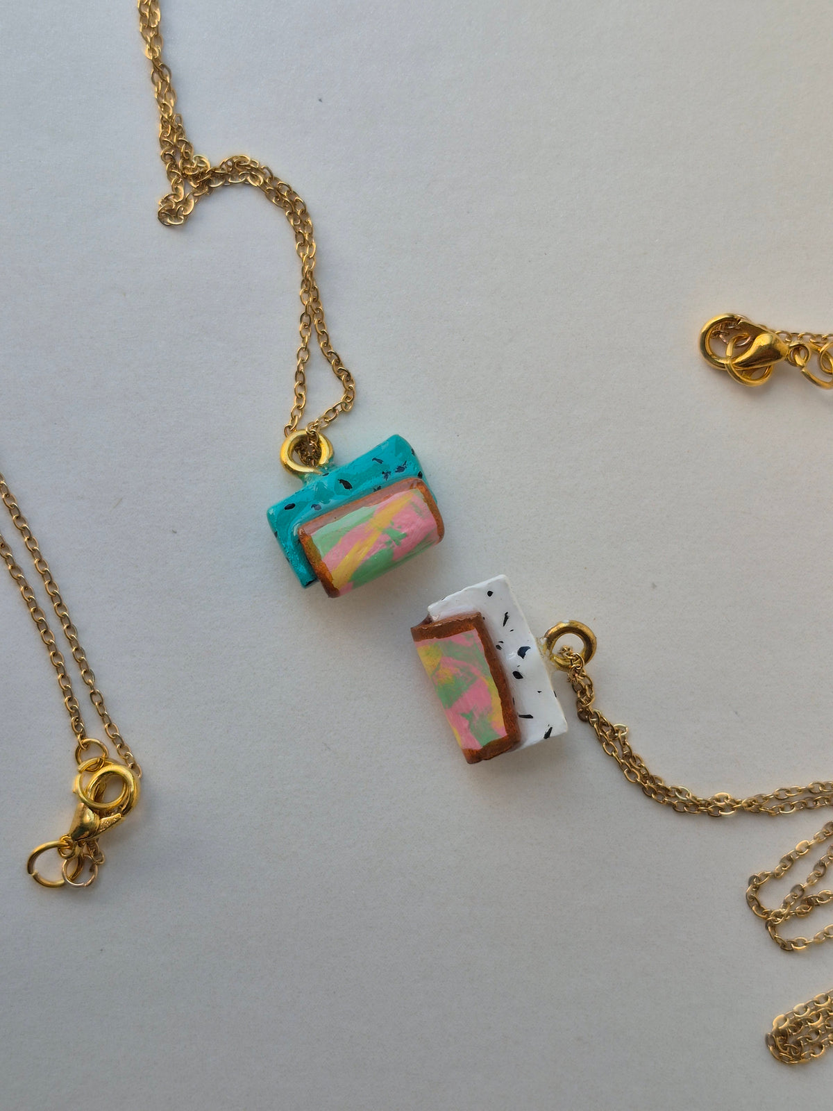 Ice-cream bread necklace