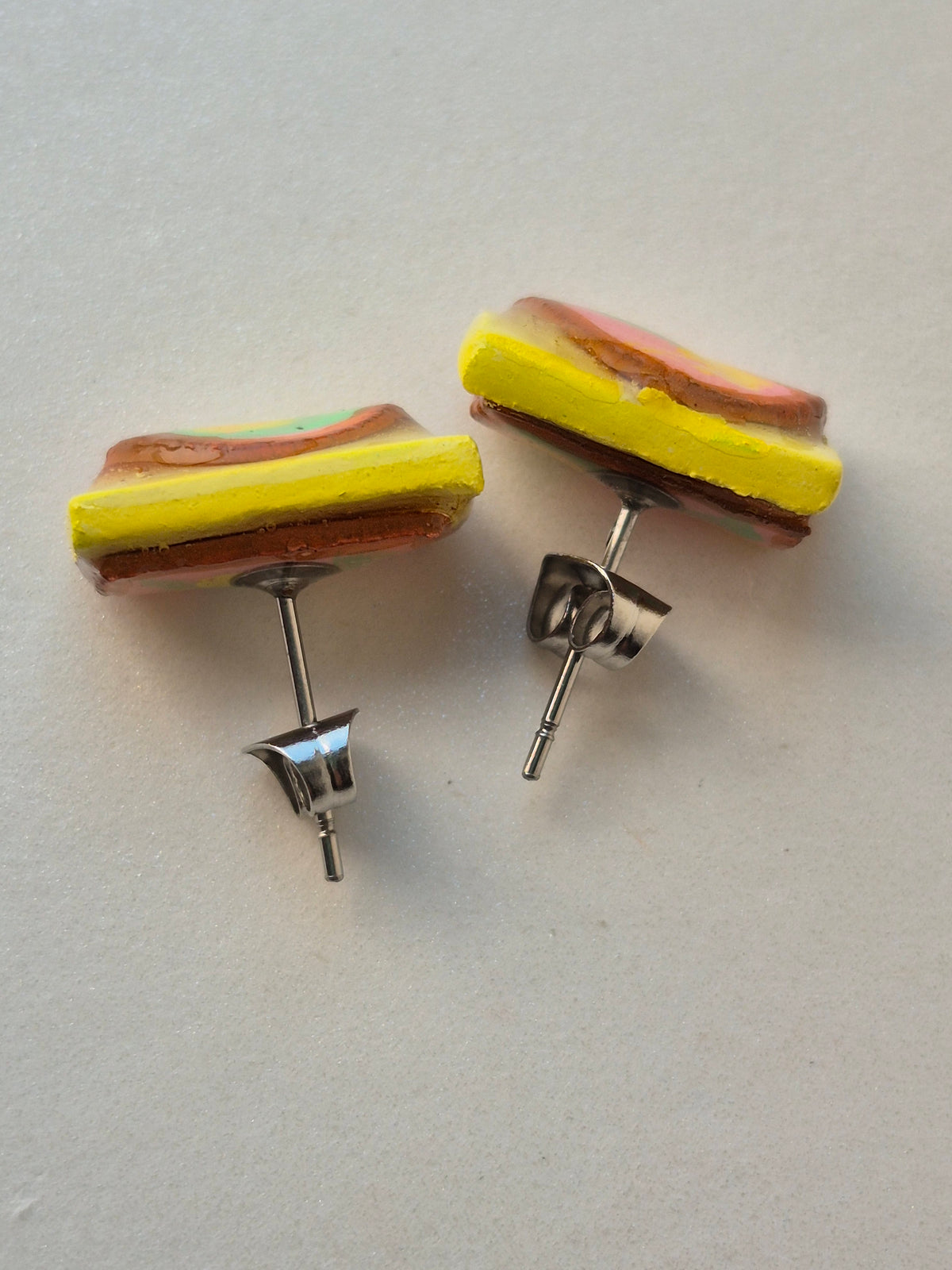 Singapore ice-cream bread studded earrings