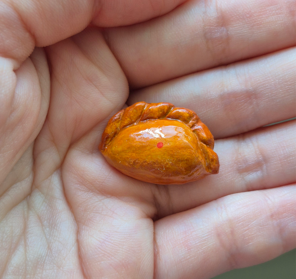 Mini curry puff magnet